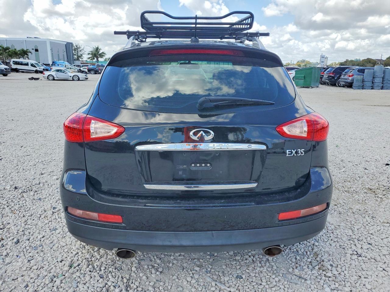2010 INFINITI EX35