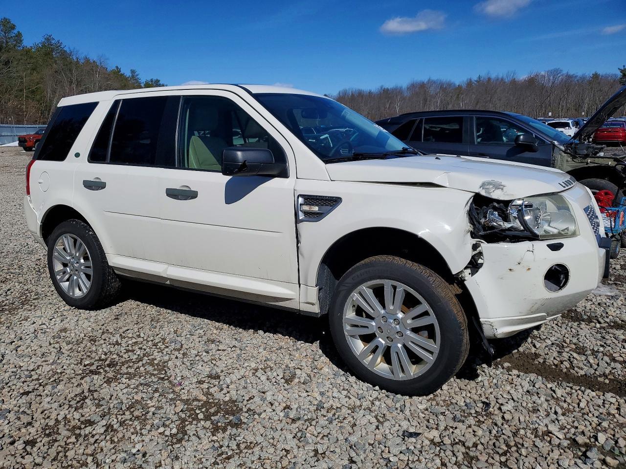 2009 LAND ROVER LR2