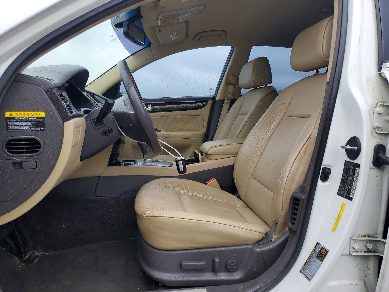 2009 HYUNDAI GENESIS