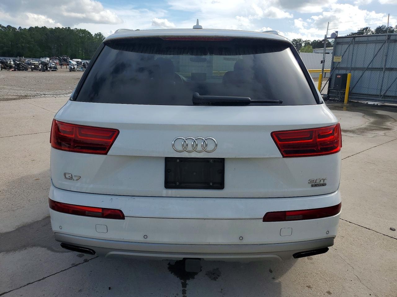 2018 AUDI Q7