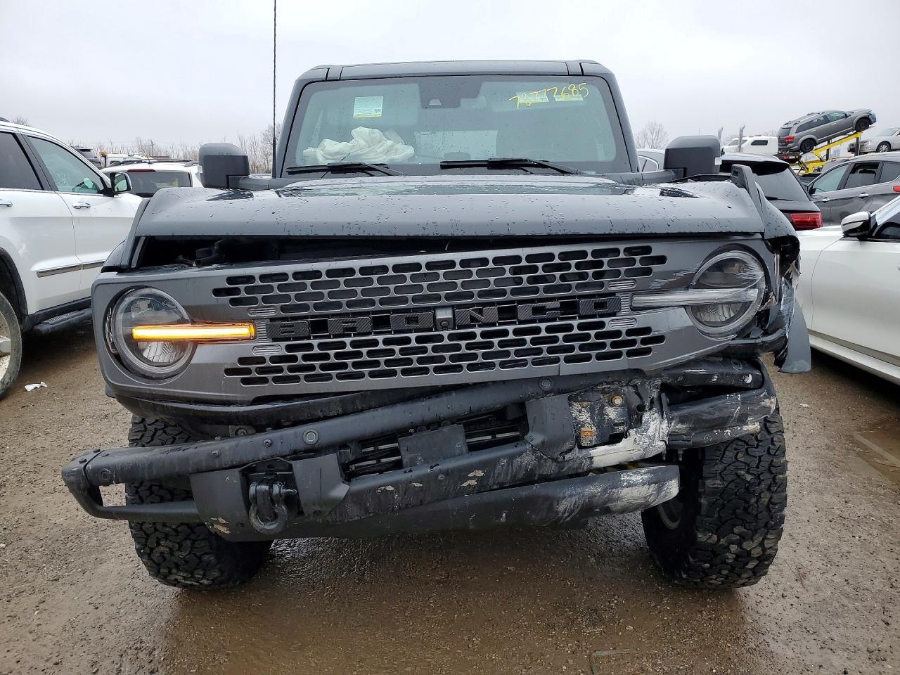 2023 FORD Bronco