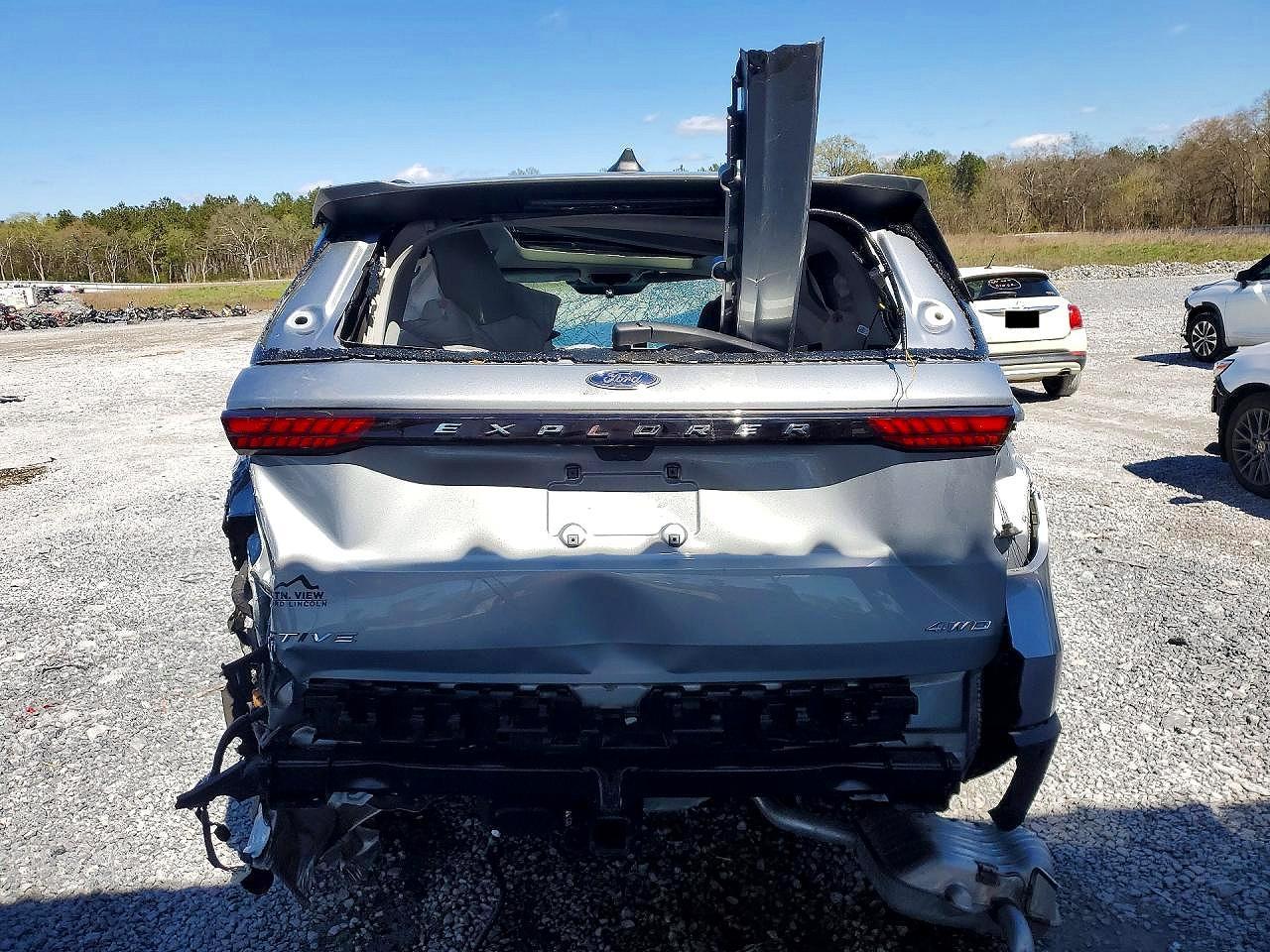 2025 FORD EXPLORER