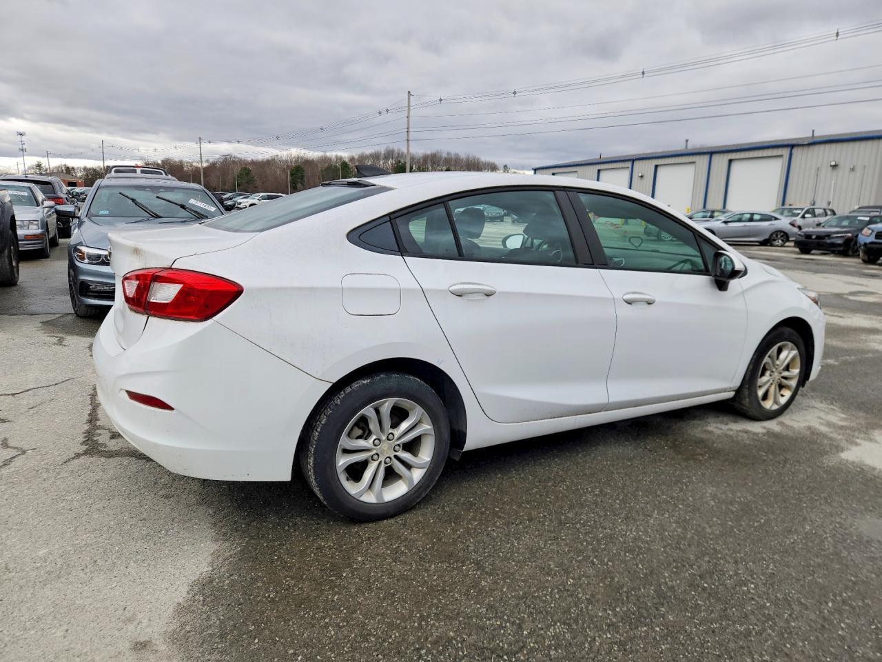 2019 CHEVROLET CRUZE