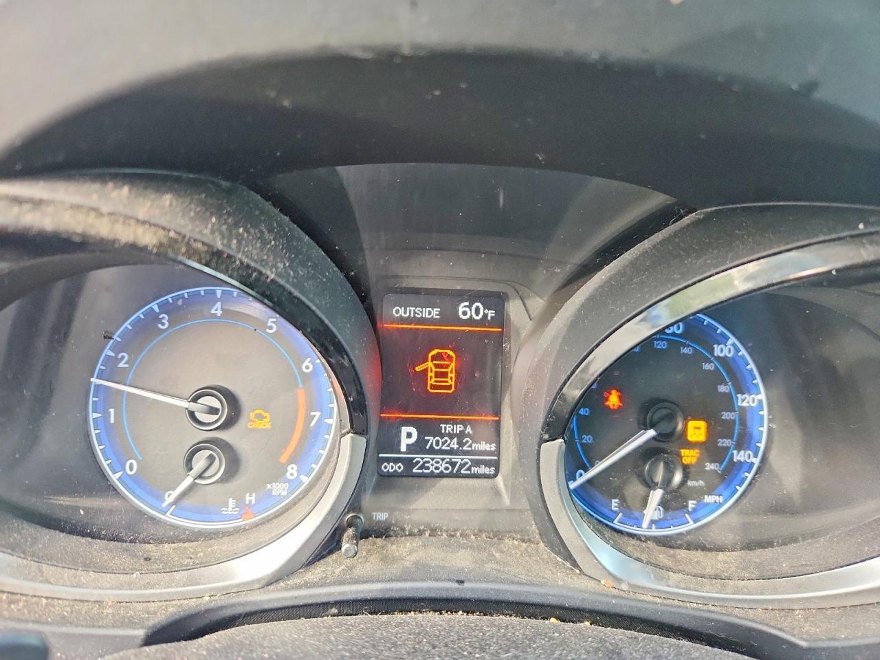 2015 TOYOTA COROLLA