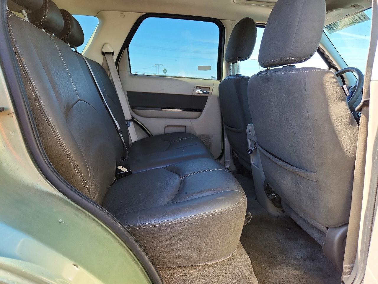 2009 MAZDA Tribute
