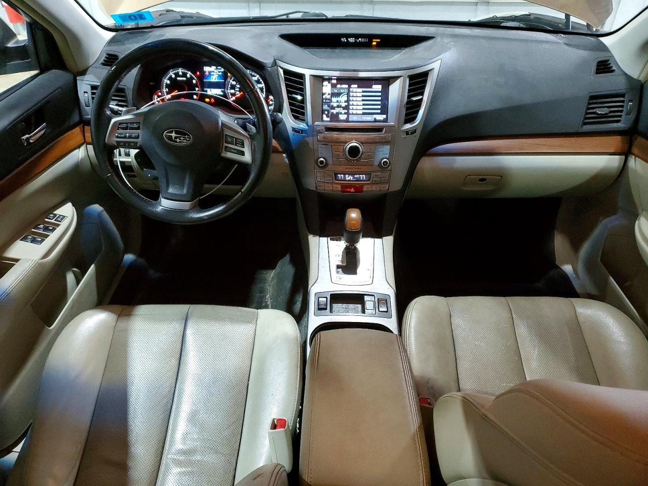 2013 SUBARU Outback