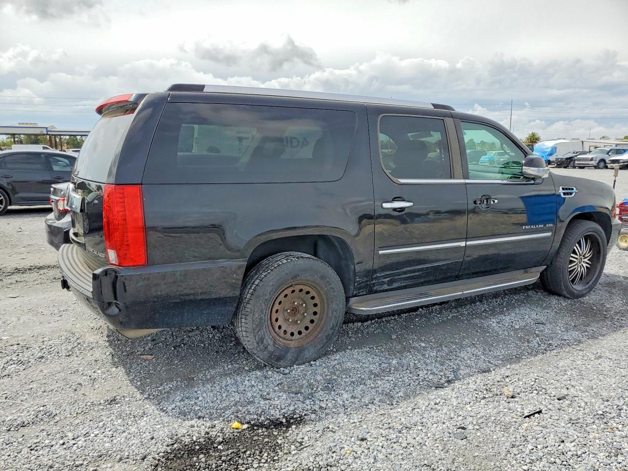 2010 CADILLAC Escalade ESV