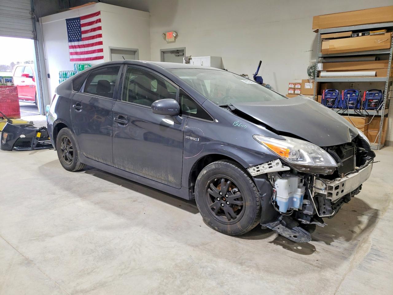 2015 TOYOTA PRIUS