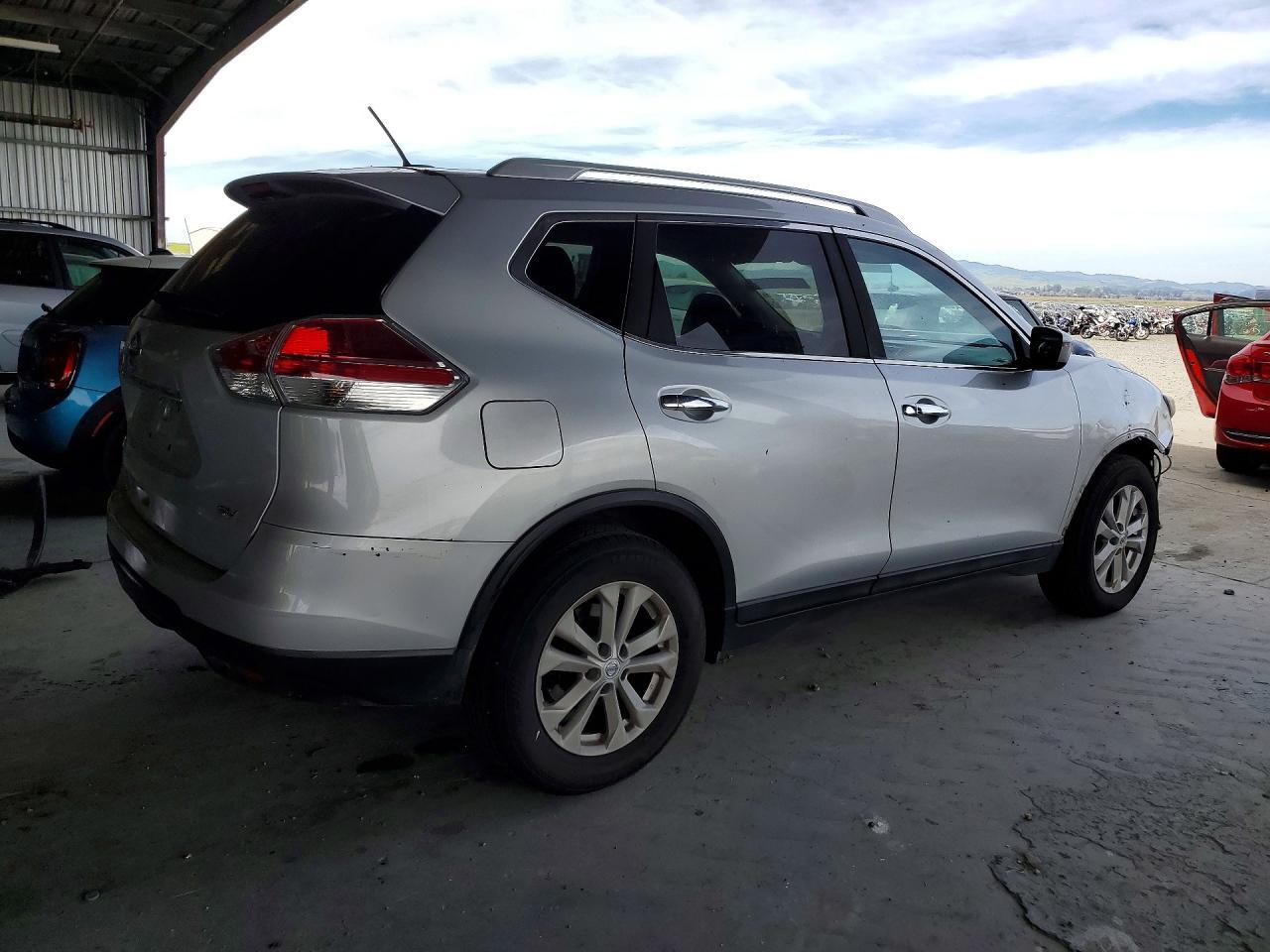 2016 NISSAN ROGUE