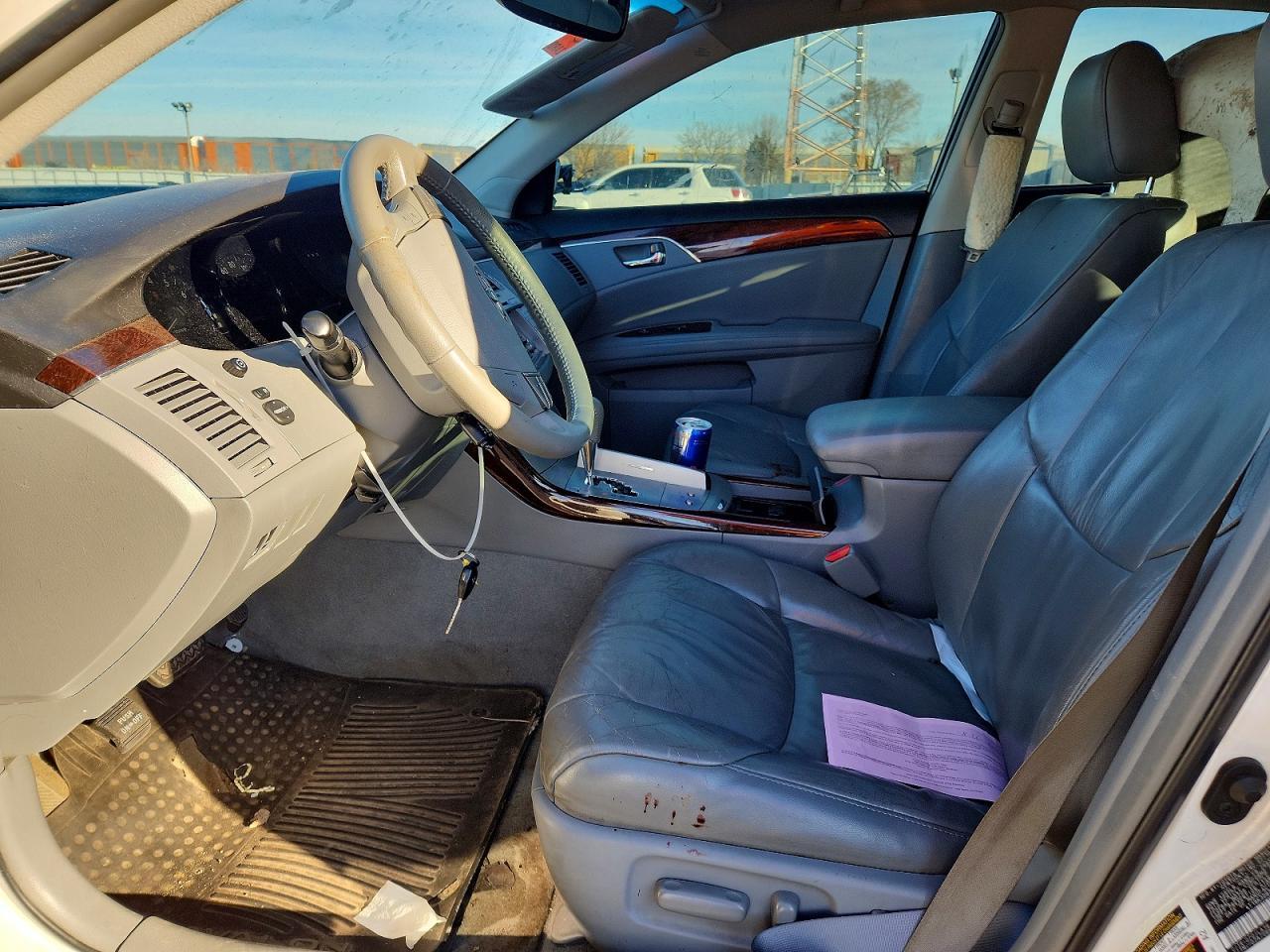 2010 TOYOTA Avalon
