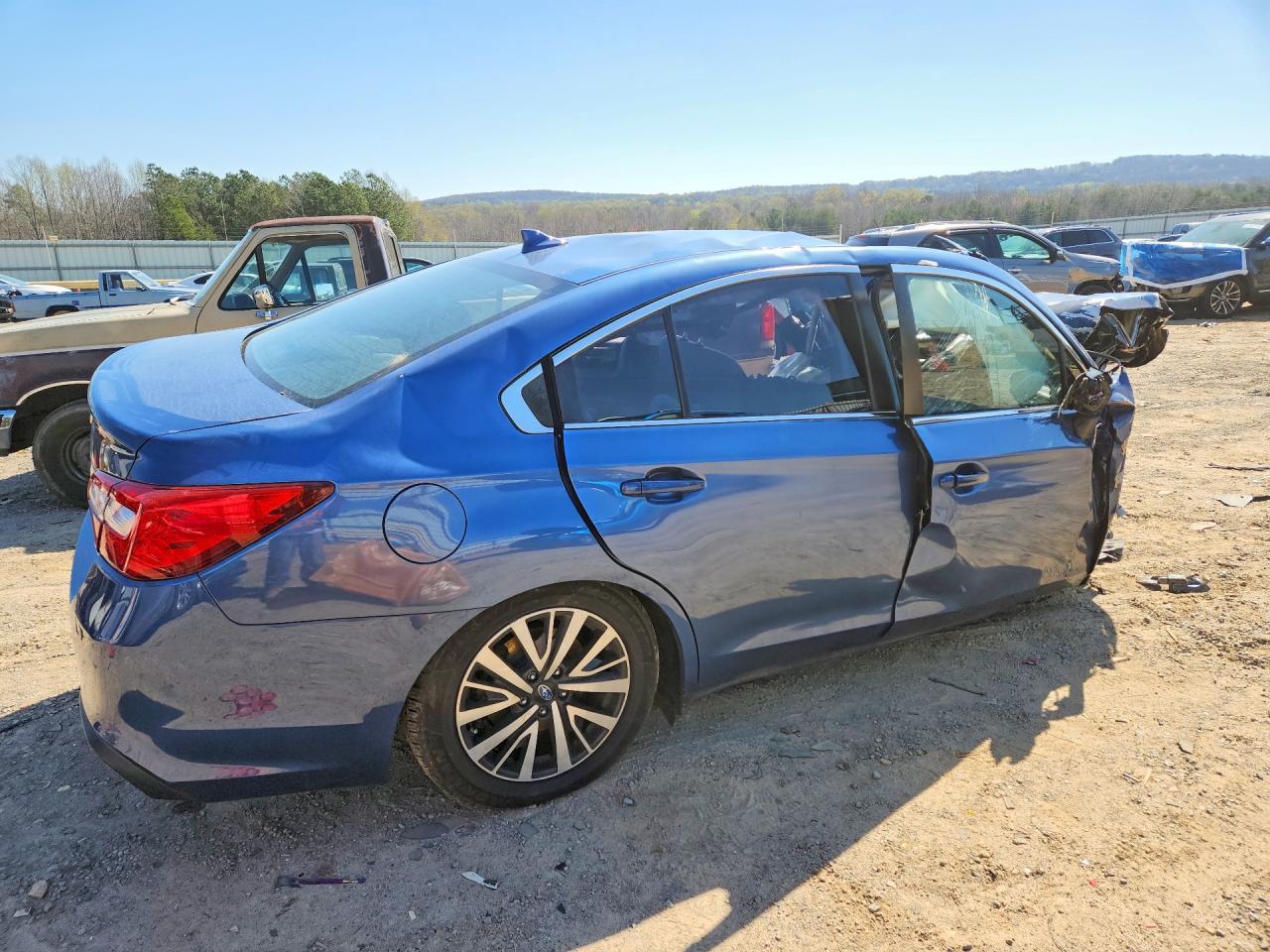 2019 SUBARU Legacy