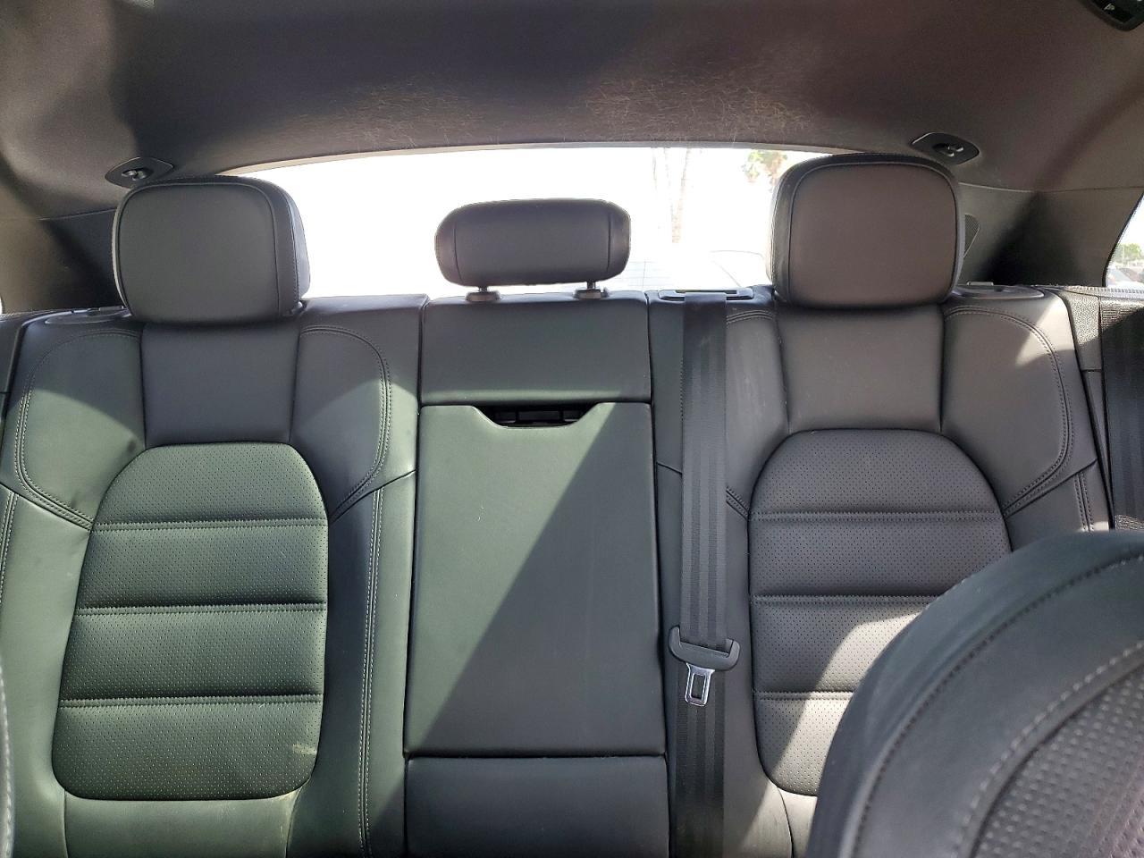 2019 PORSCHE Macan