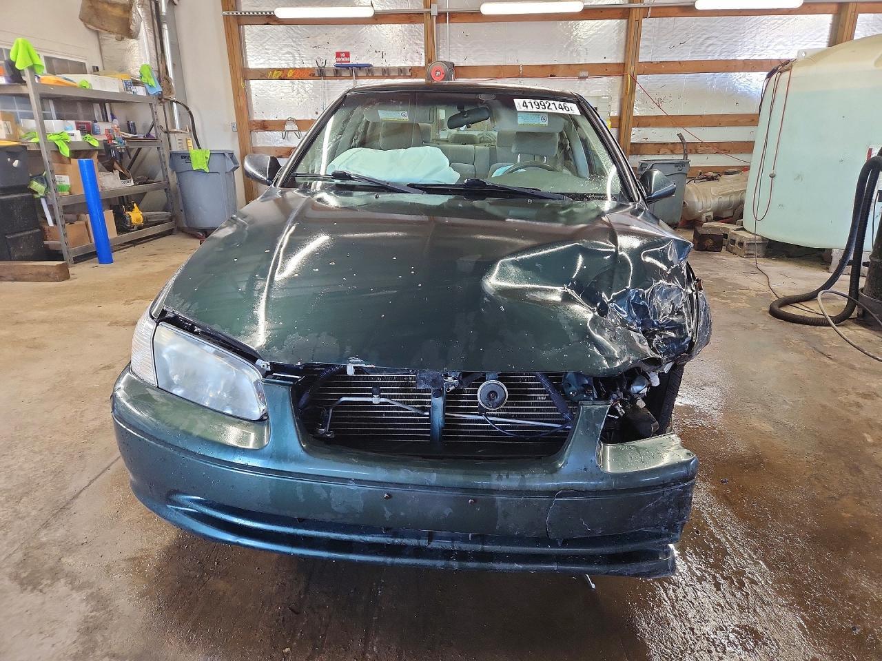 2001 TOYOTA CAMRY