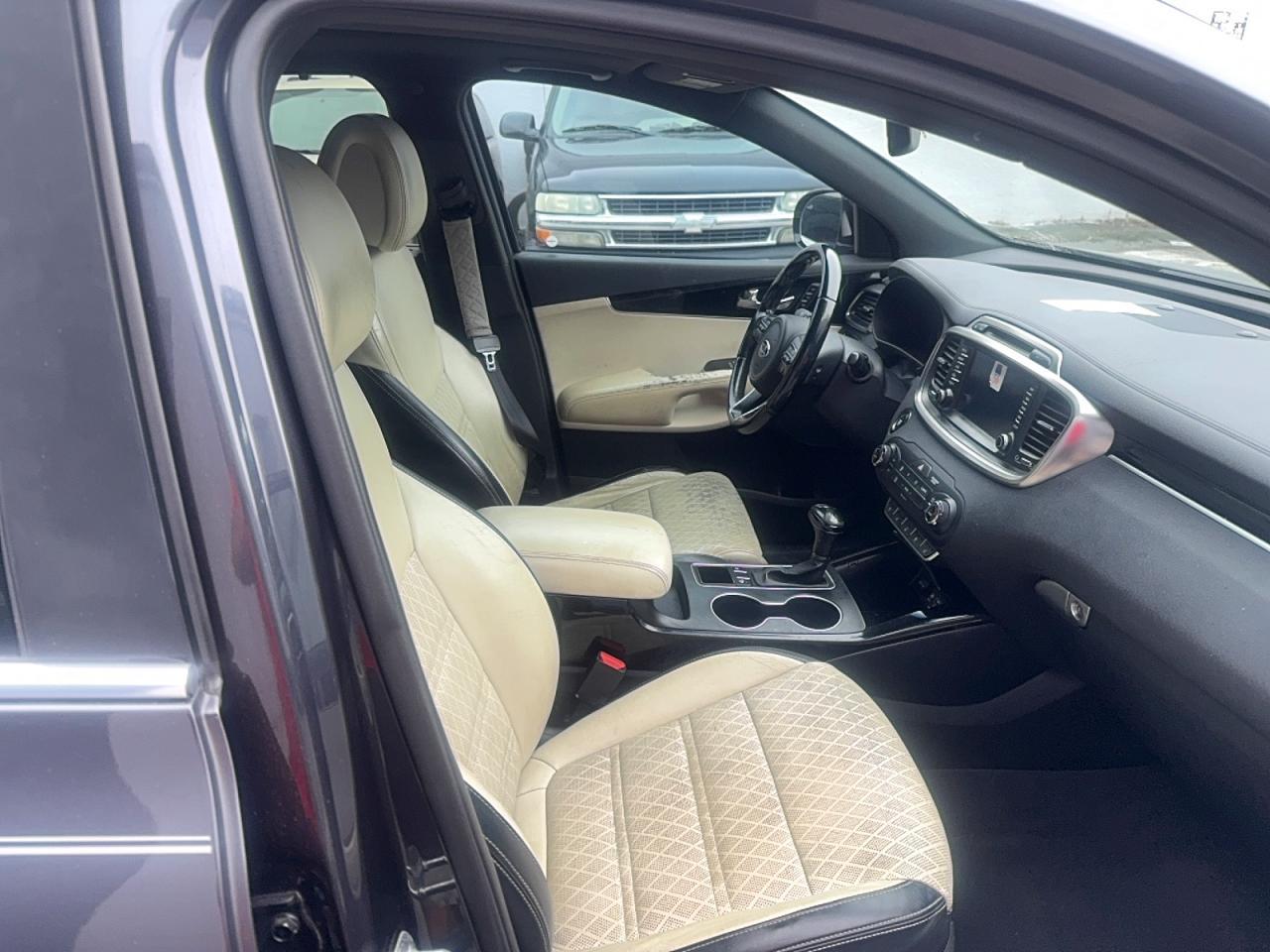 2016 KIA SORENTO