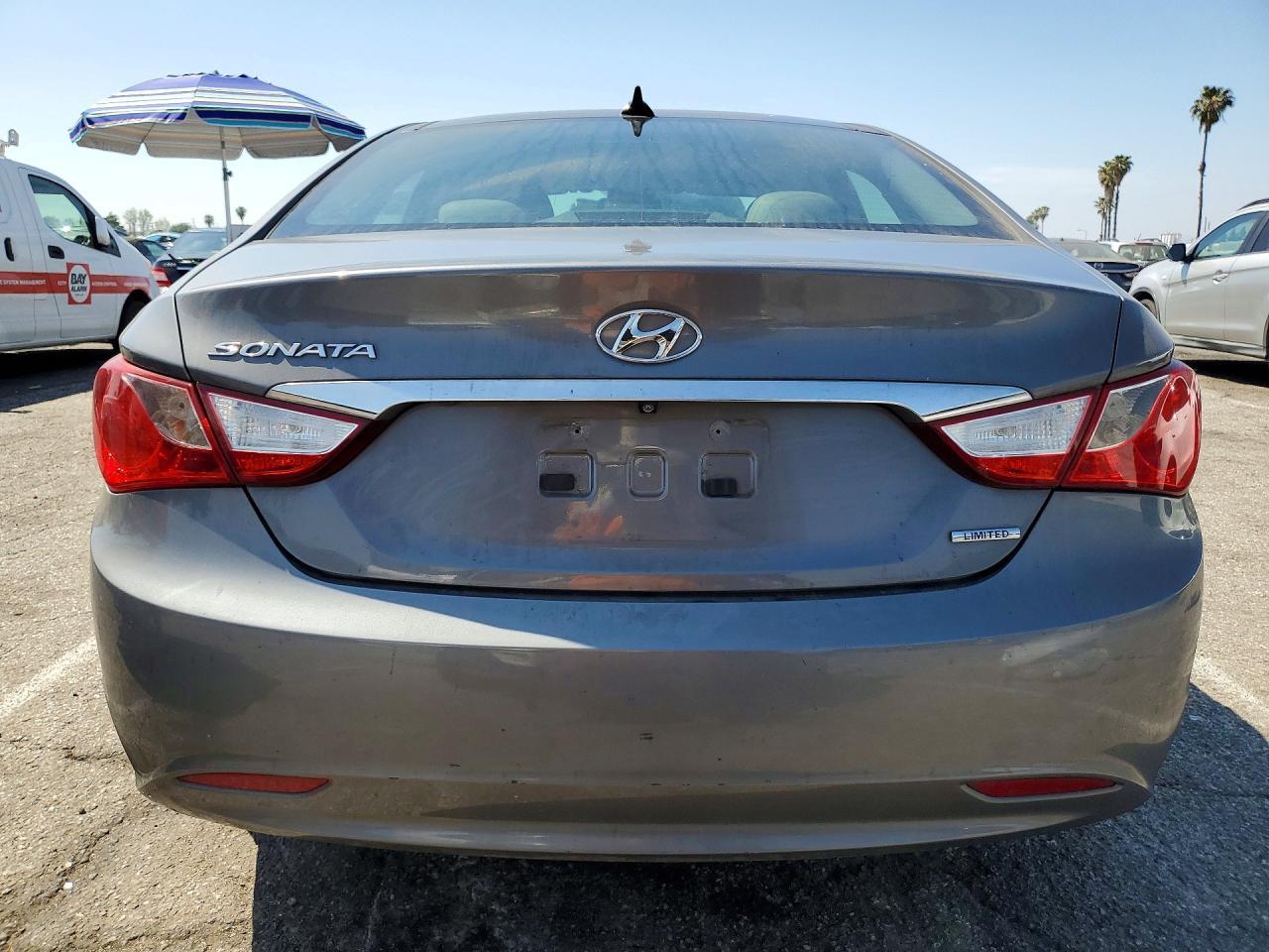 2013 HYUNDAI SONATA