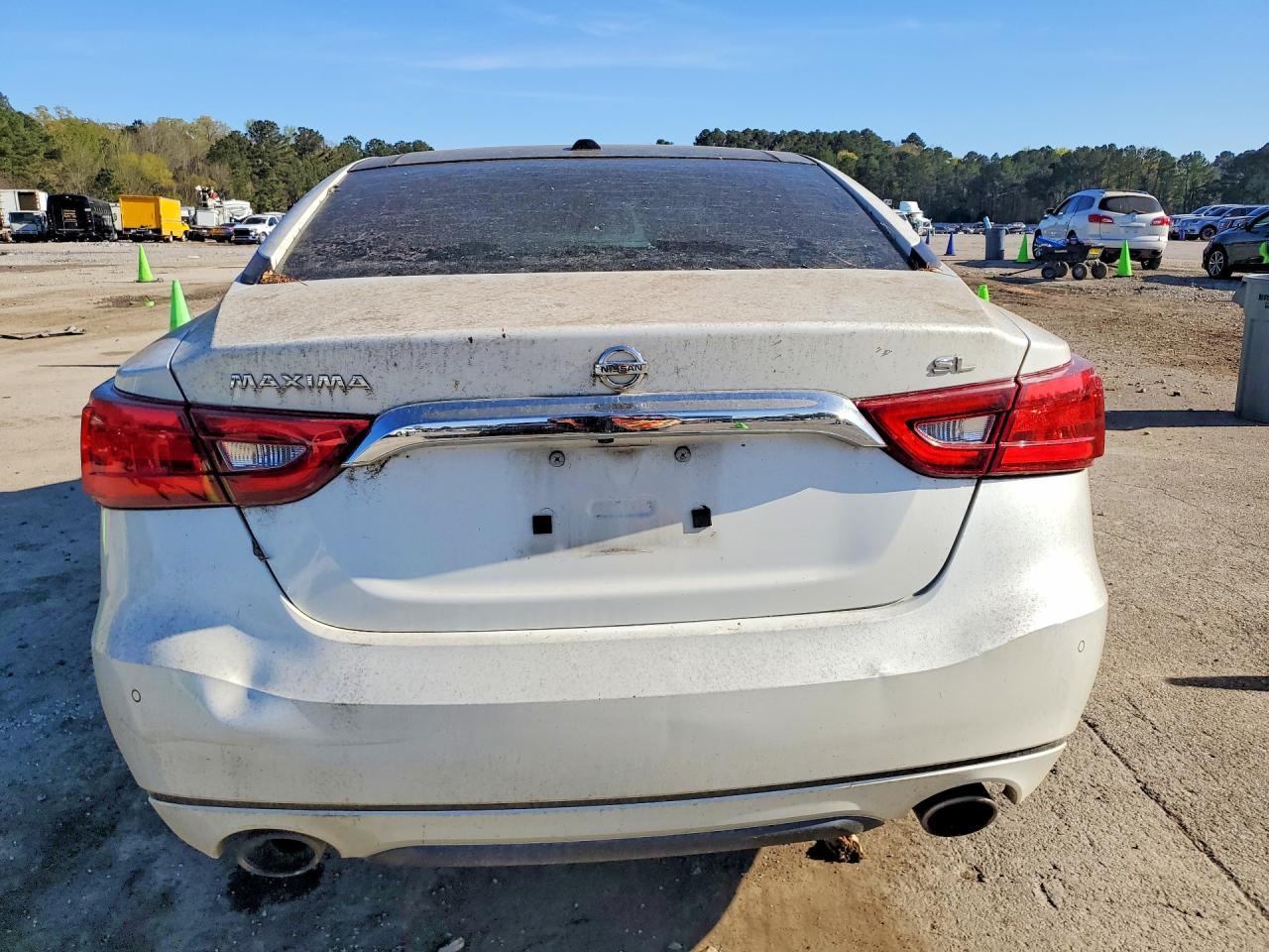 2016 NISSAN Maxima