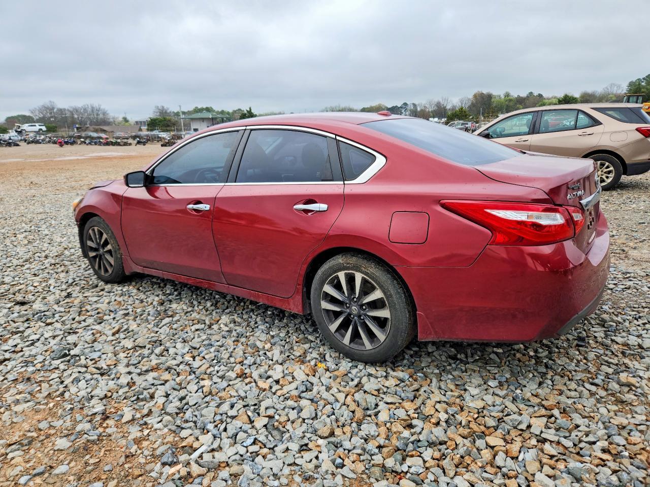 2017 NISSAN ALTIMA