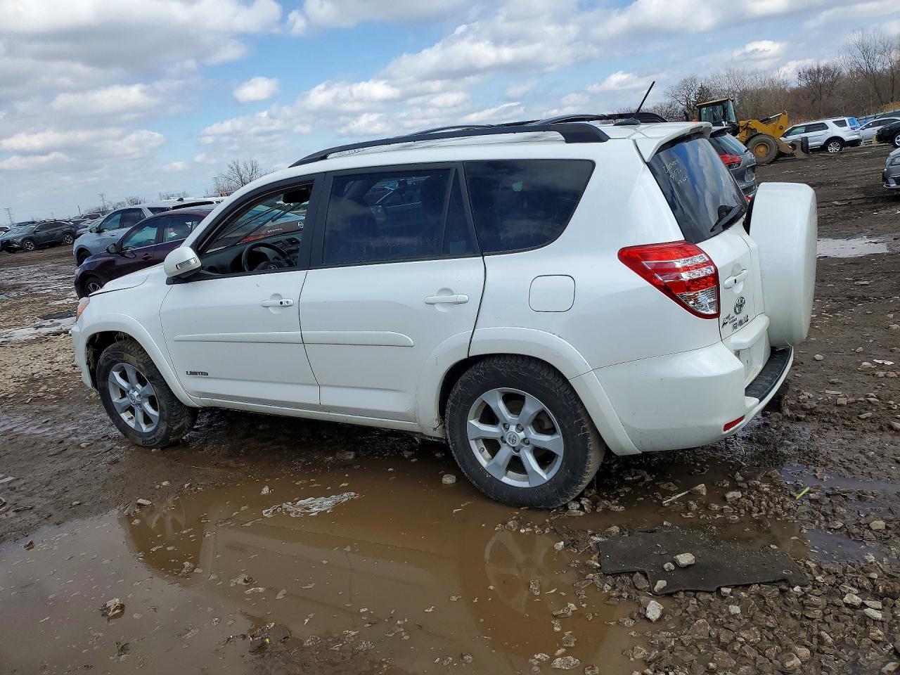 2011 TOYOTA RAV4