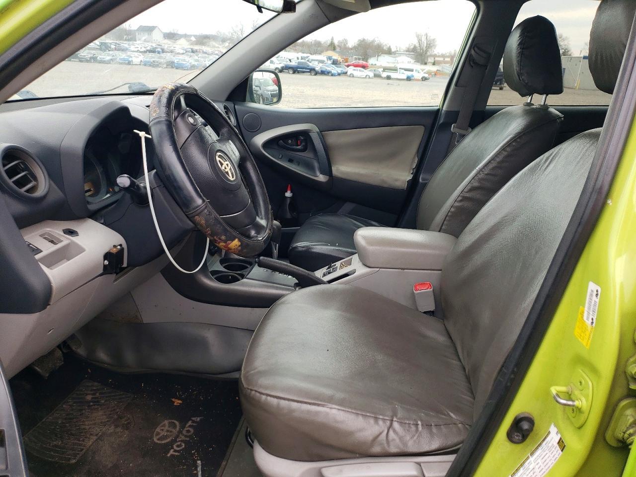 2011 TOYOTA RAV4