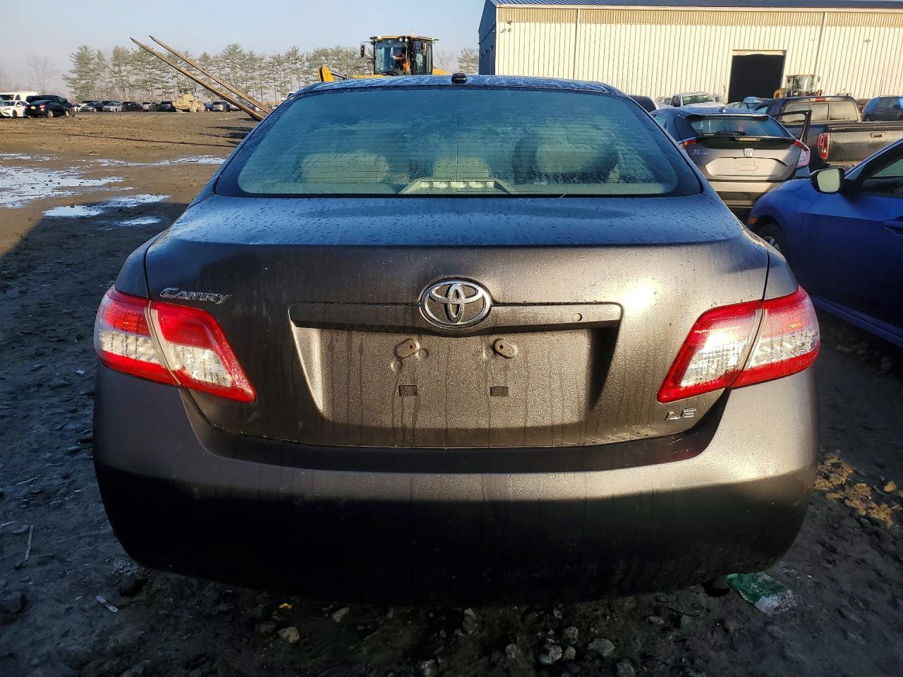 2010 TOYOTA CAMRY