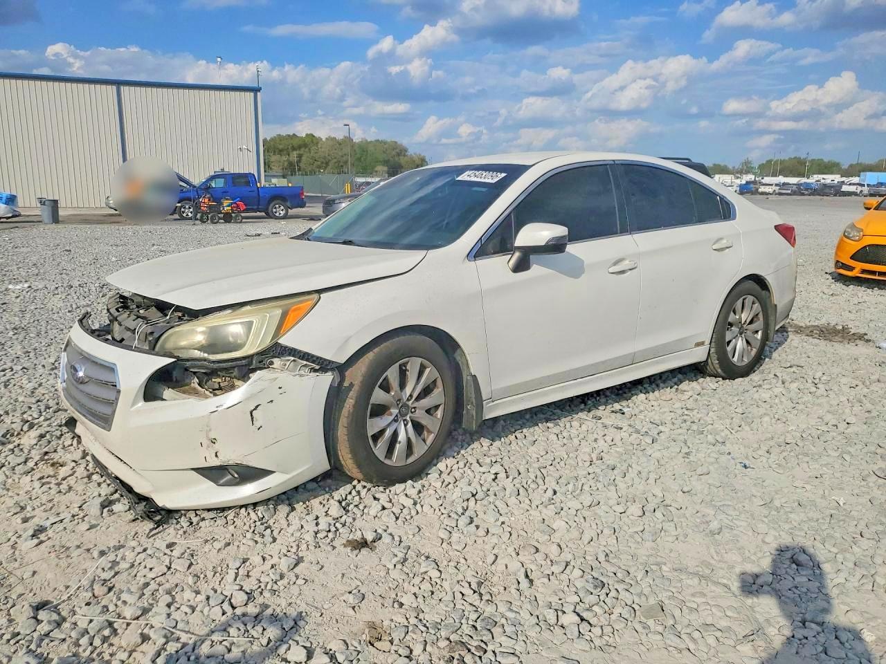 2015 SUBARU Legacy