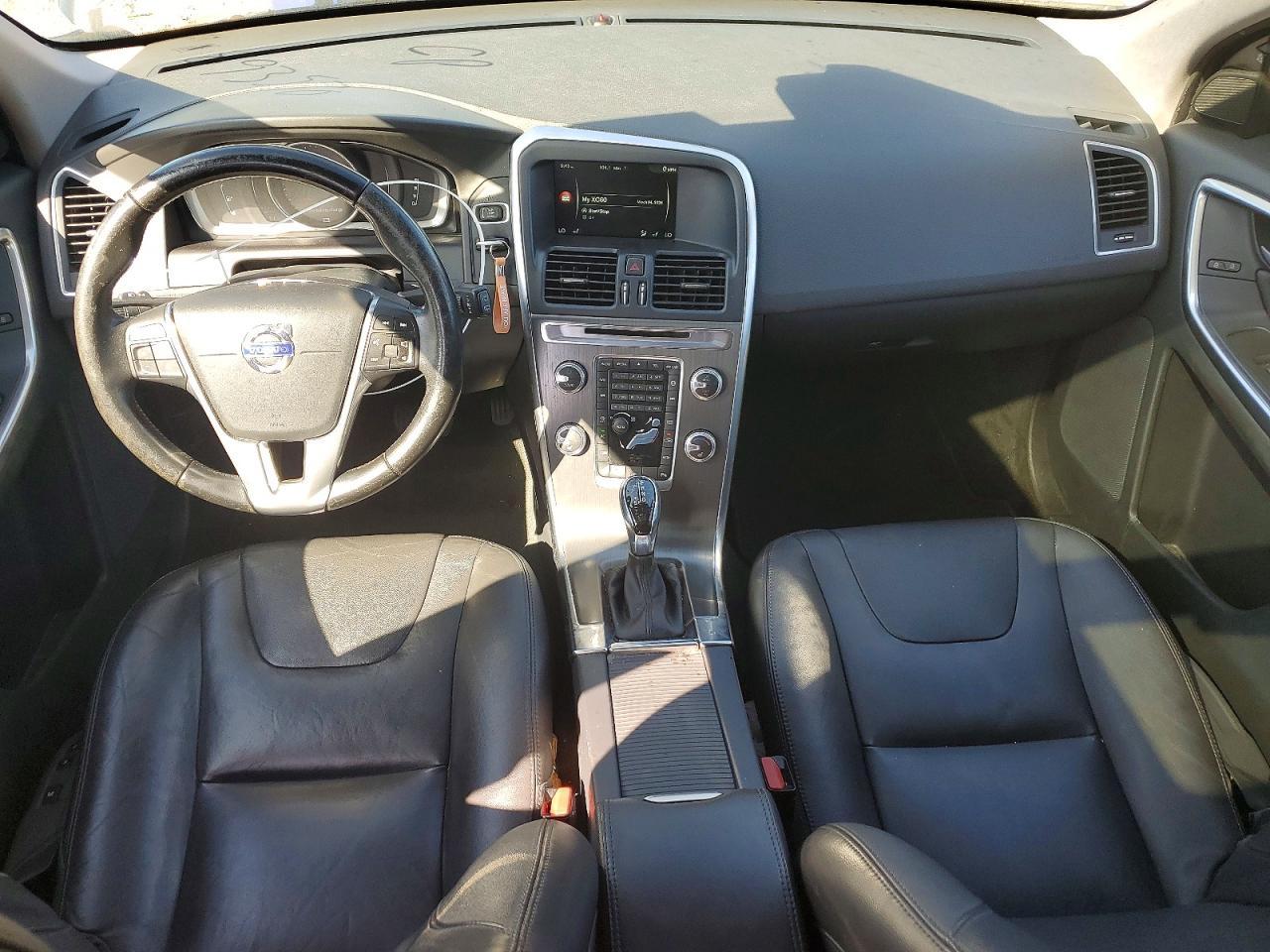 2016 VOLVO XC60