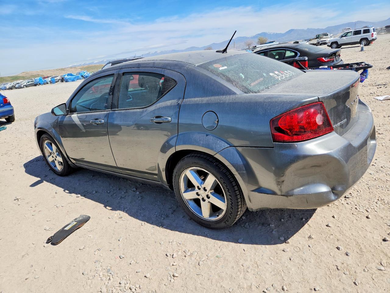 2013 DODGE Avenger