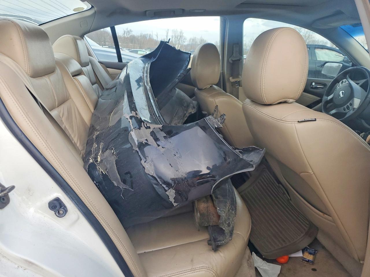 2010 NISSAN ALTIMA