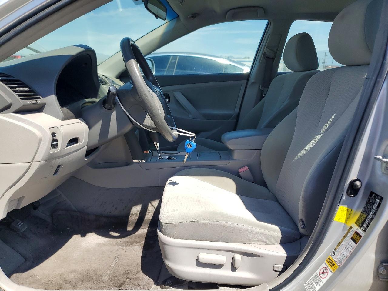 2011 TOYOTA CAMRY