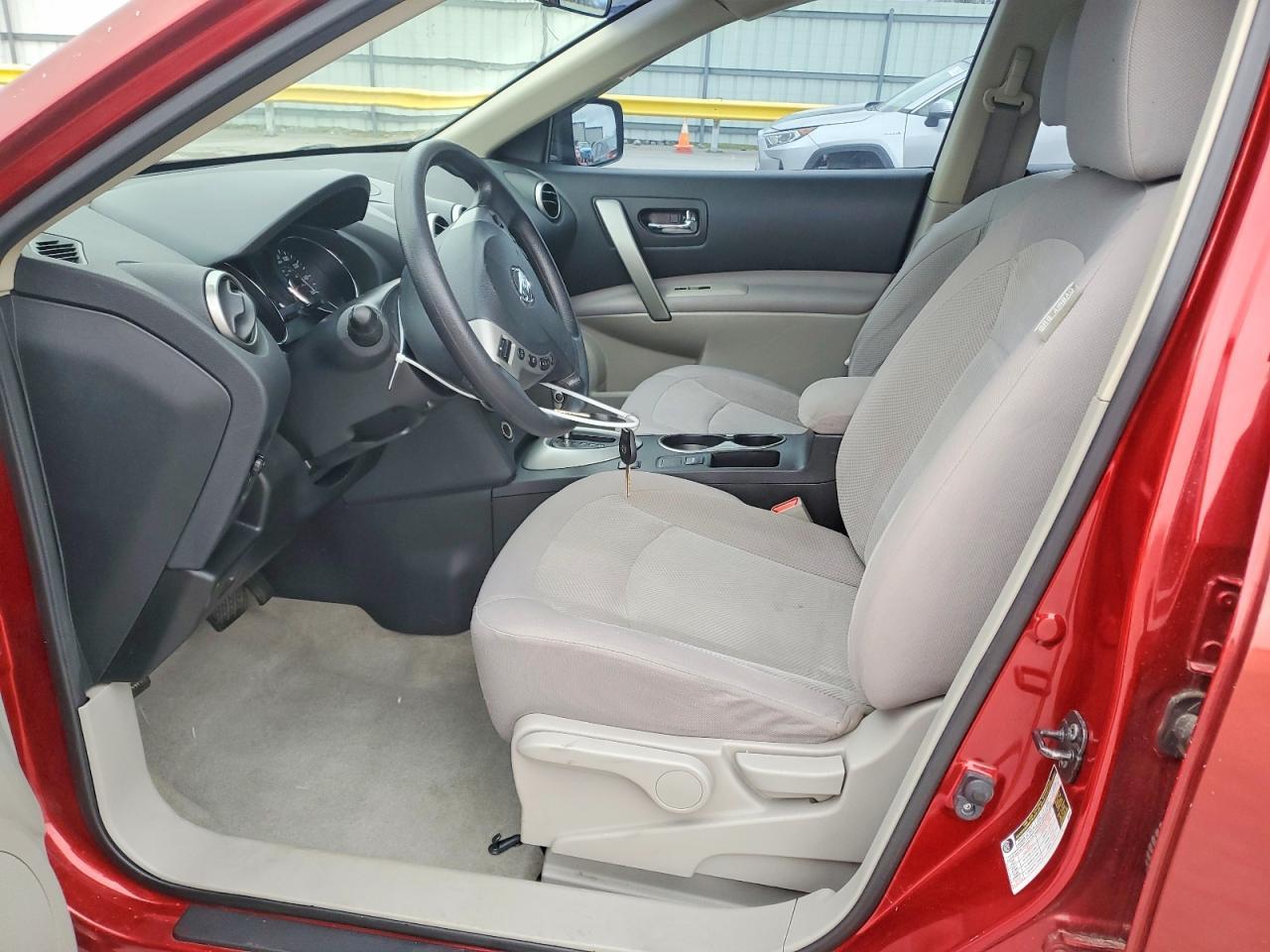 2014 NISSAN ROGUE