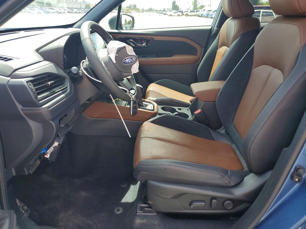 2025 SUBARU FORESTER