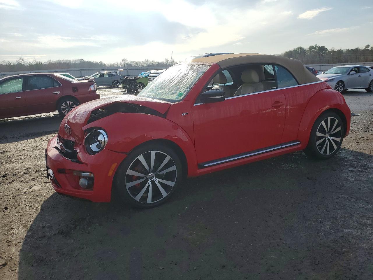 2015 VOLKSWAGEN Beetle