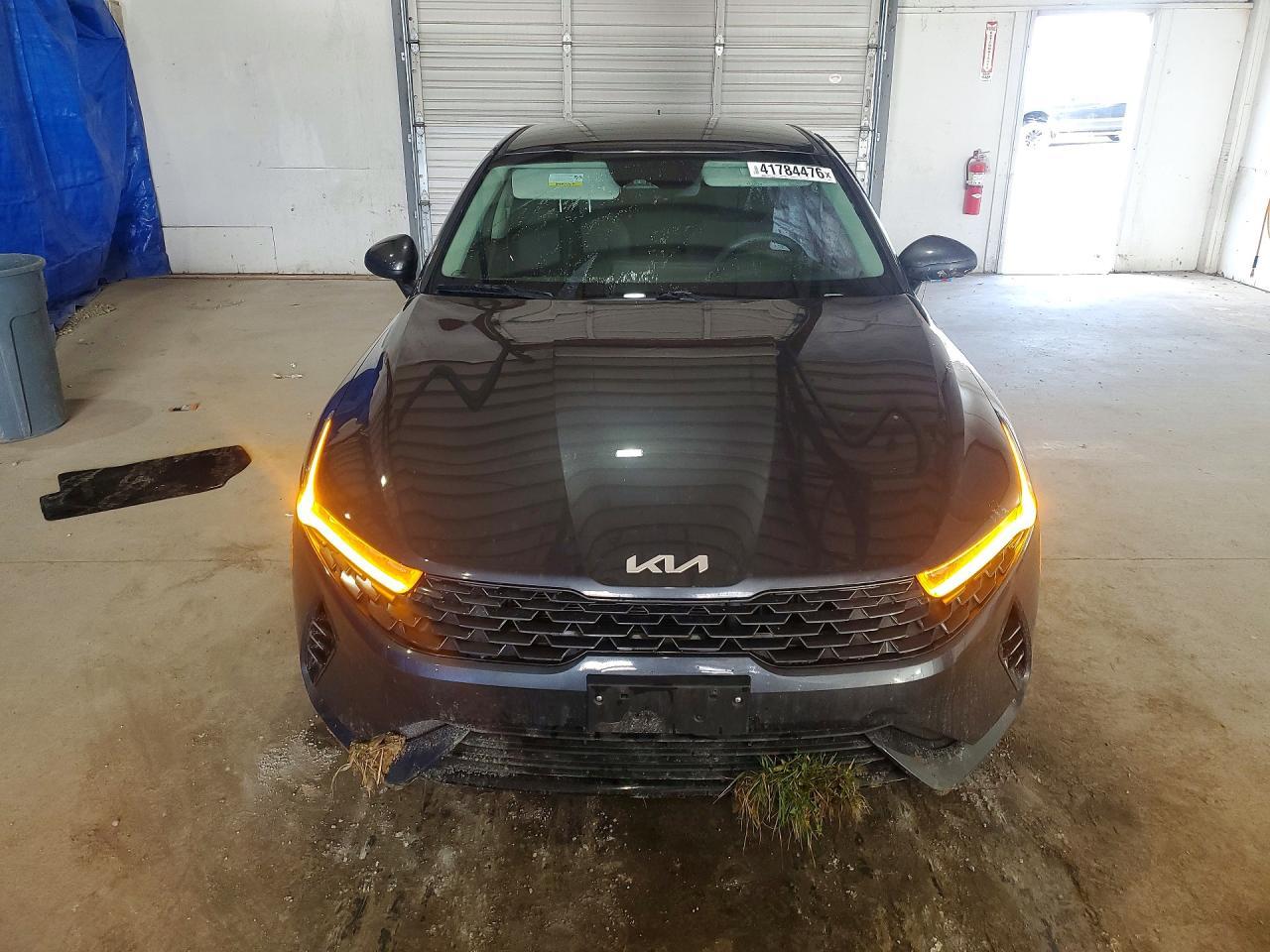 2023 KIA K5