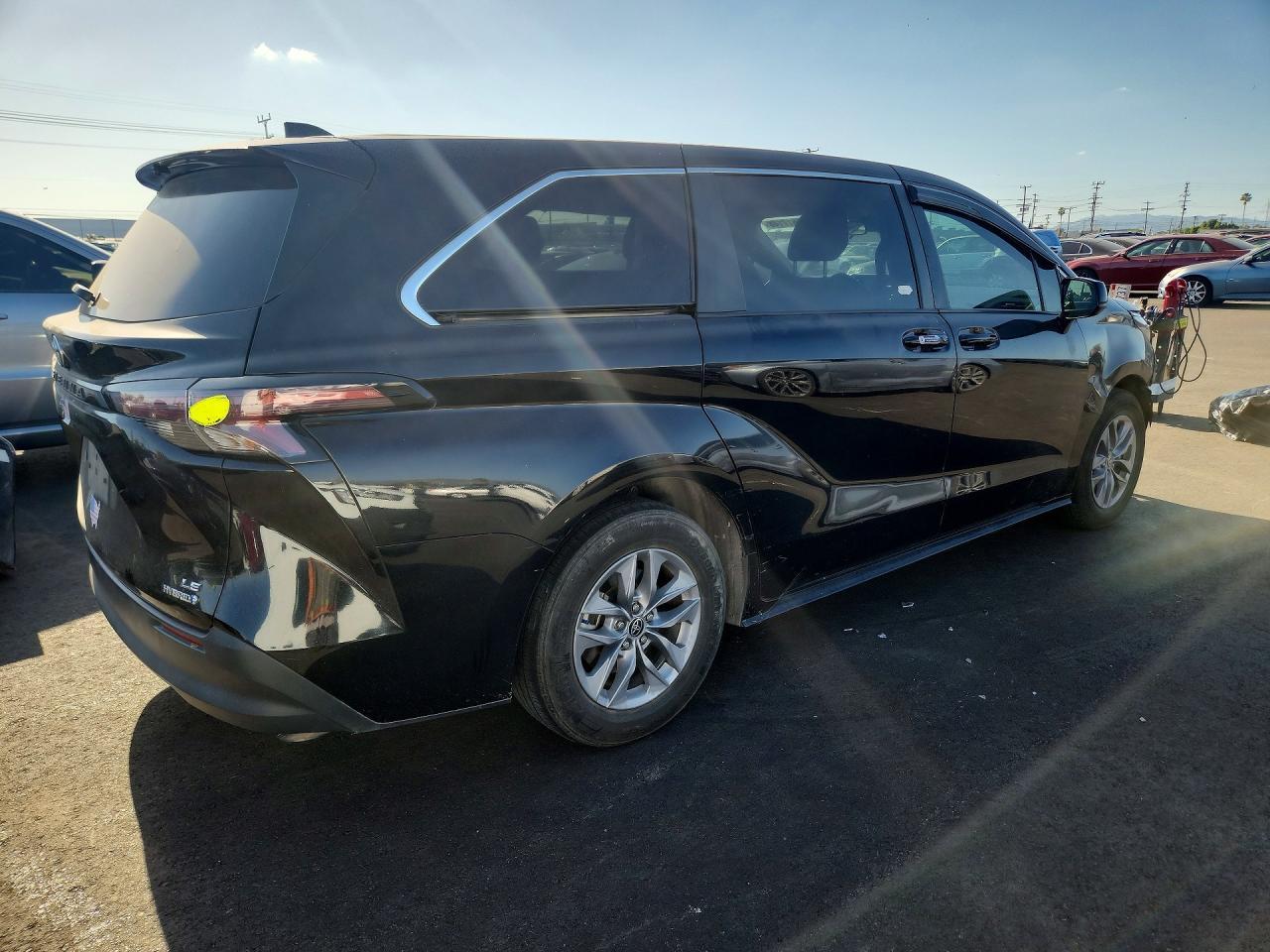 2023 TOYOTA SIENNA