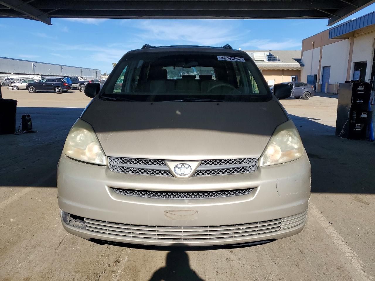 2005 TOYOTA SIENNA