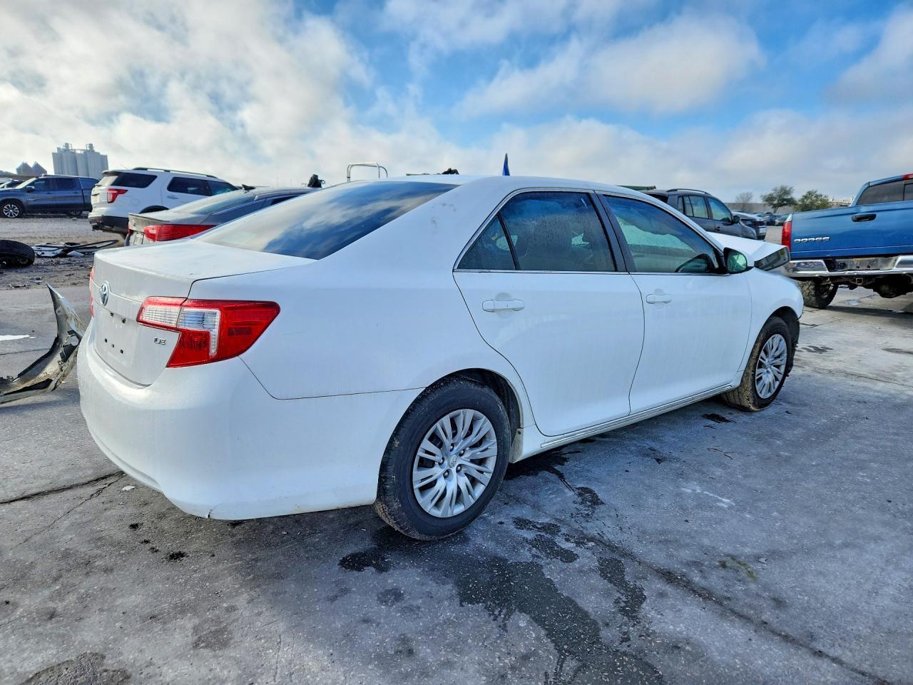 2012 TOYOTA CAMRY