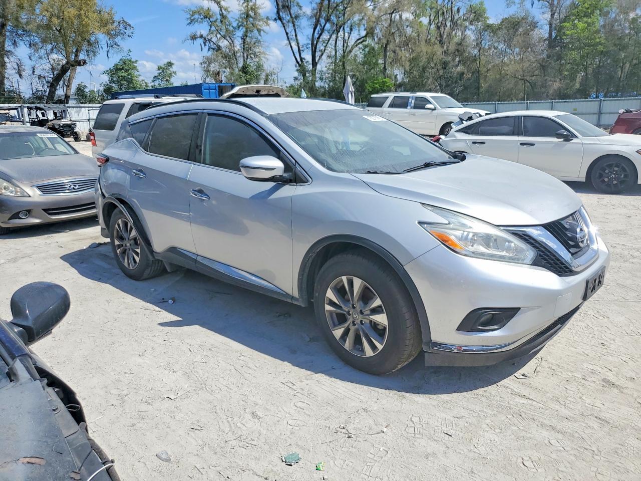 2016 NISSAN MURANO