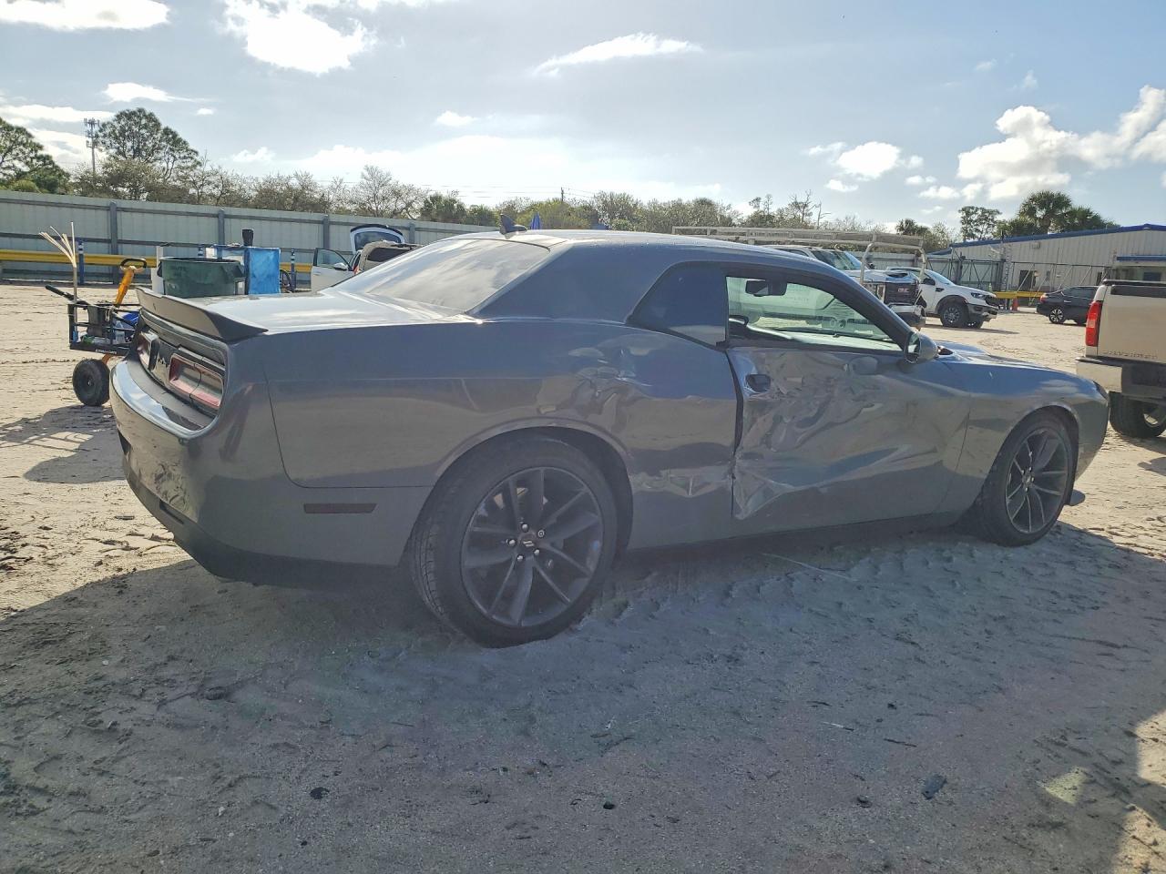 2019 DODGE Challenger