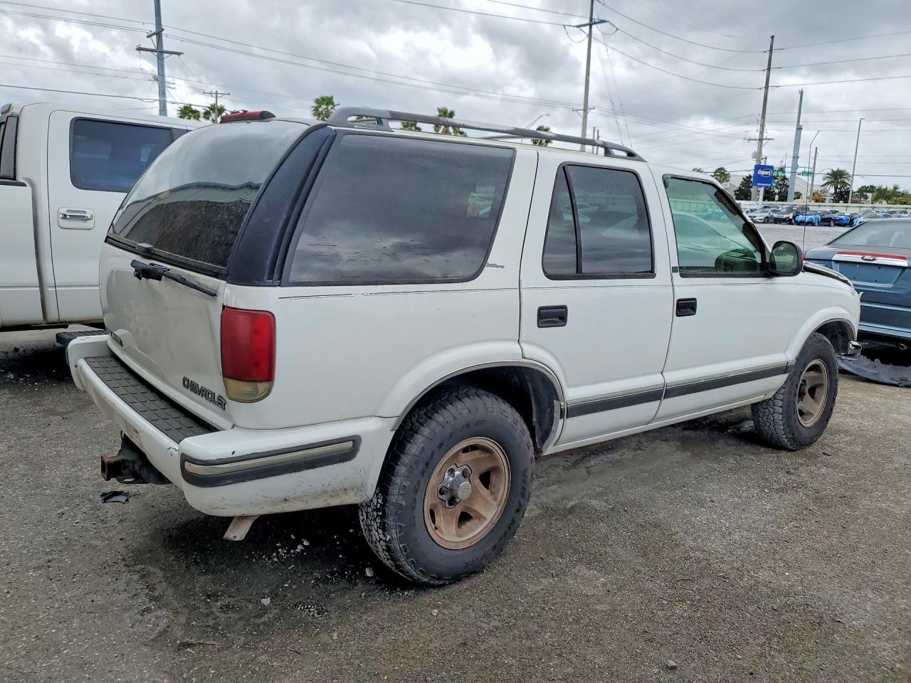 1996 CHEVROLET