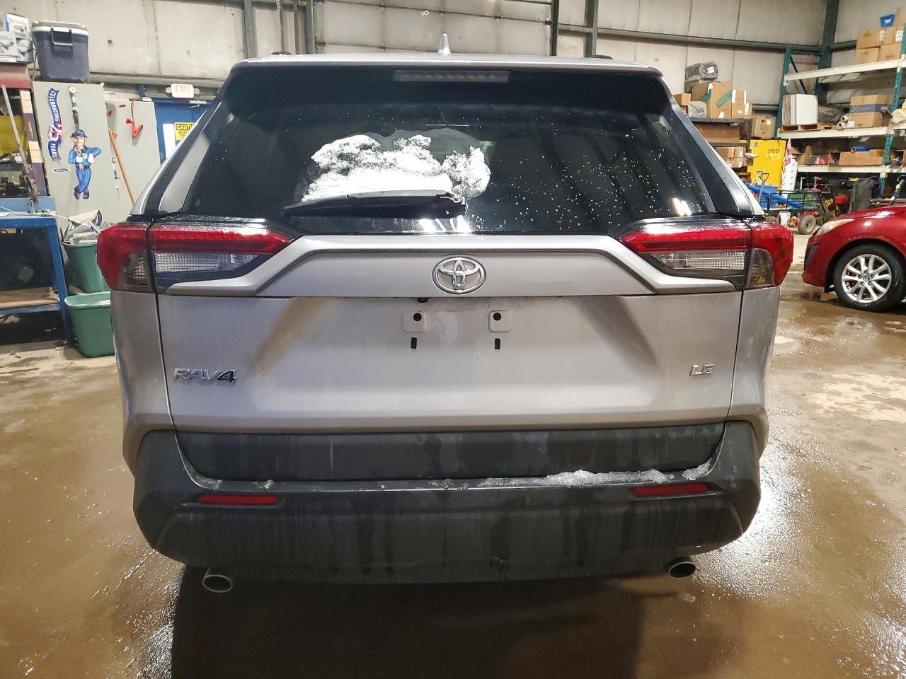 2019 TOYOTA RAV4