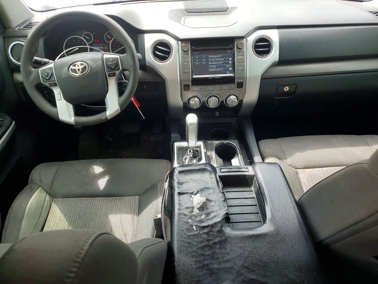 2016 TOYOTA TUNDRA