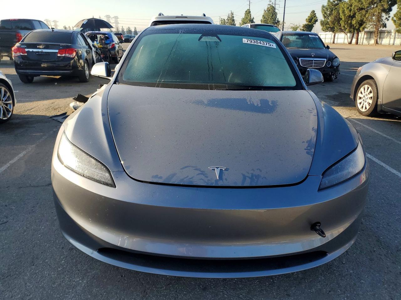 2025 TESLA MODEL 3