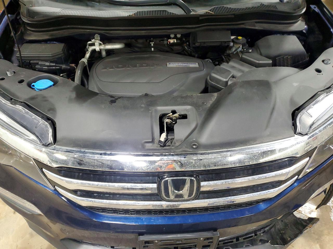 2016 HONDA PILOT