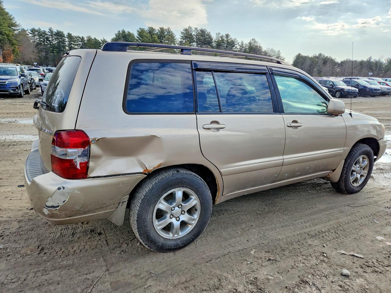 2005 TOYOTA HIGHLANDER