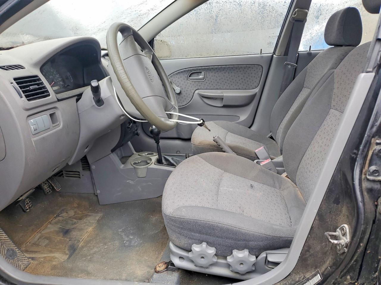 2005 KIA RIO