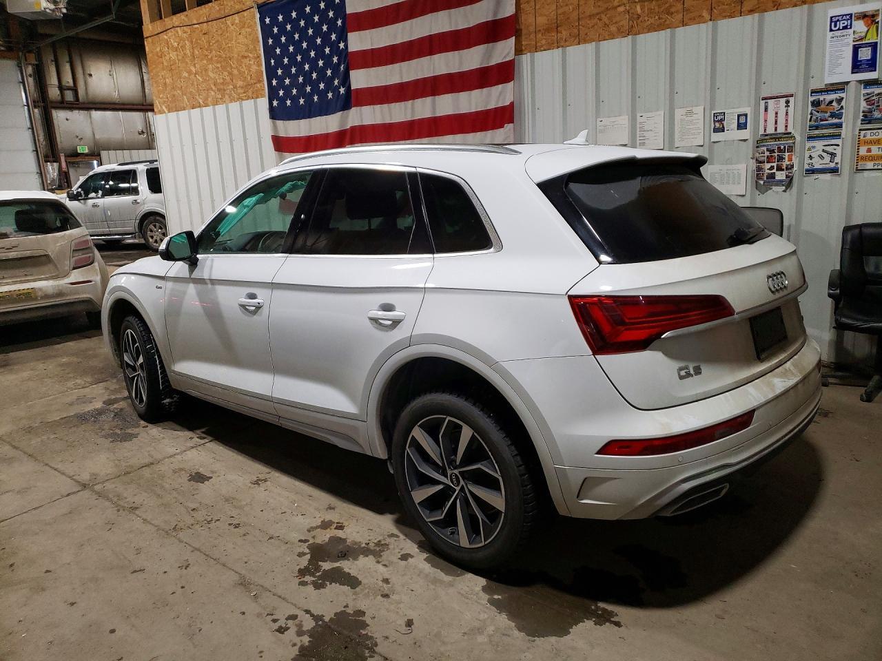 2022 AUDI Q5
