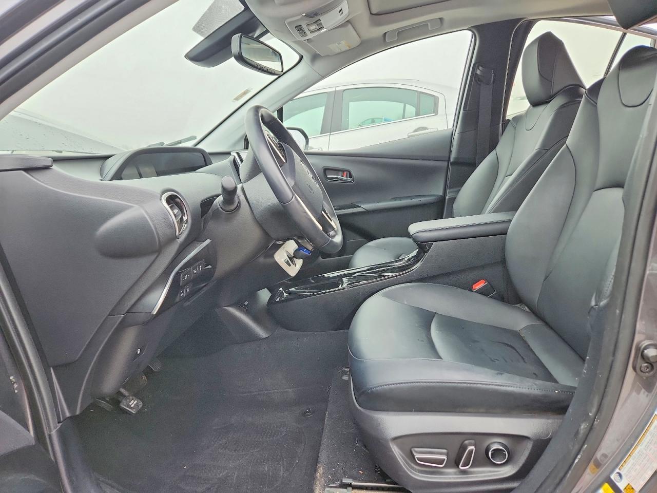2018 TOYOTA PRIUS