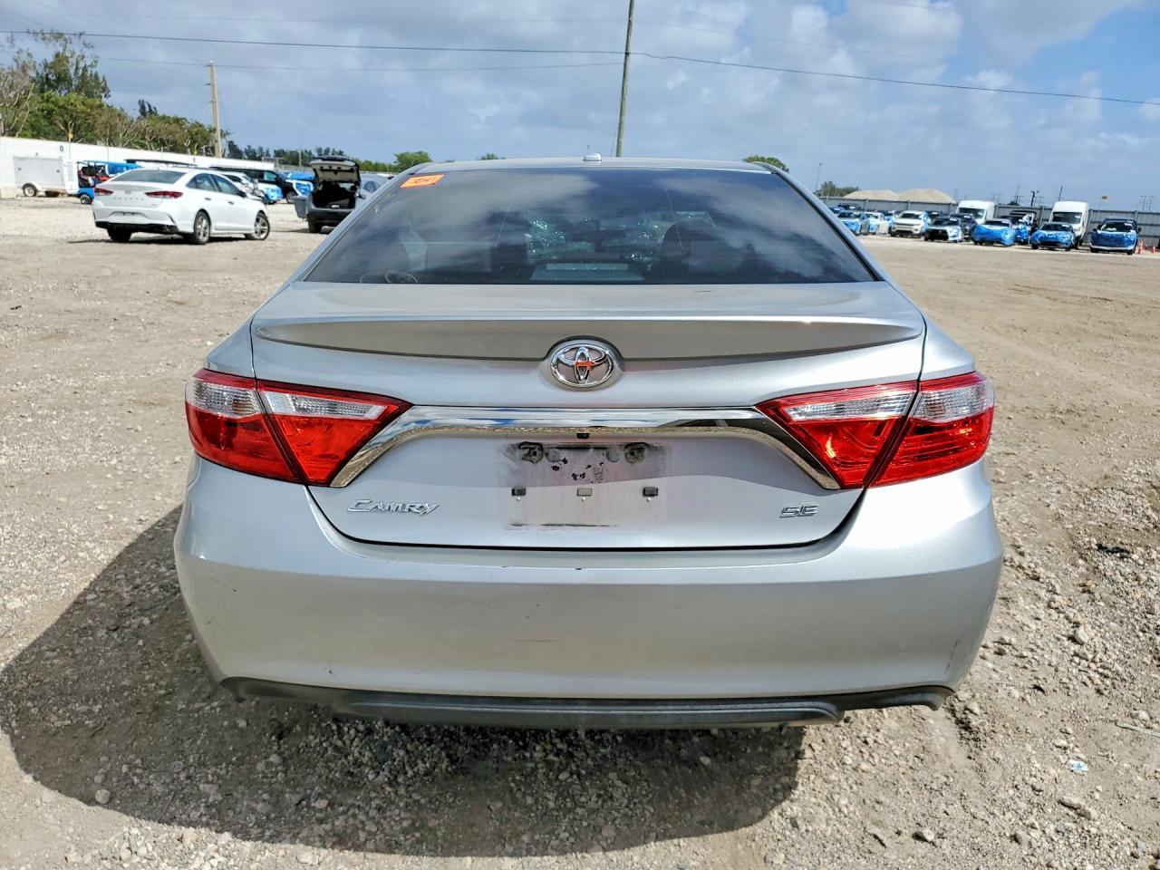 2017 TOYOTA CAMRY