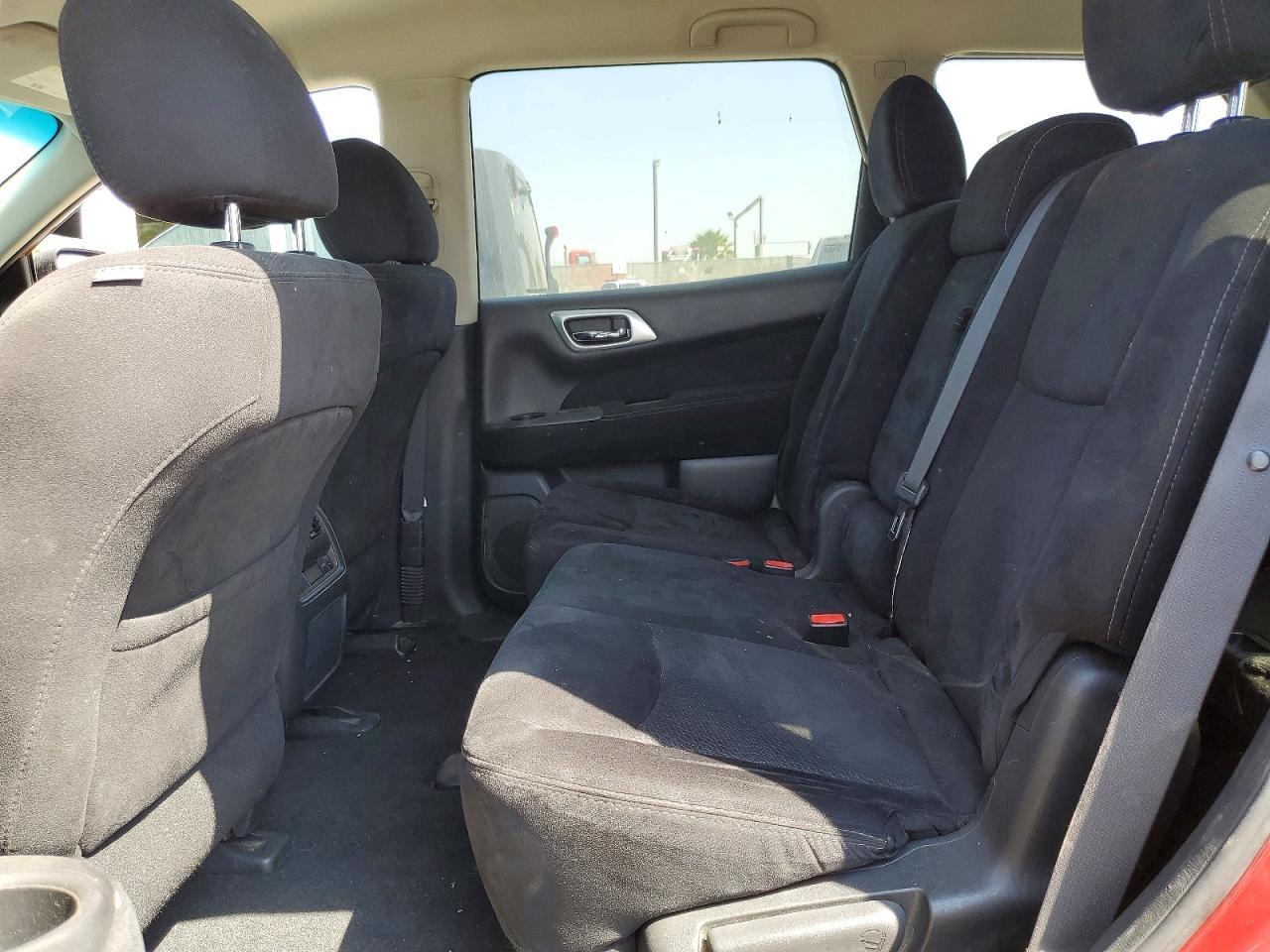 2016 NISSAN PATHFINDER