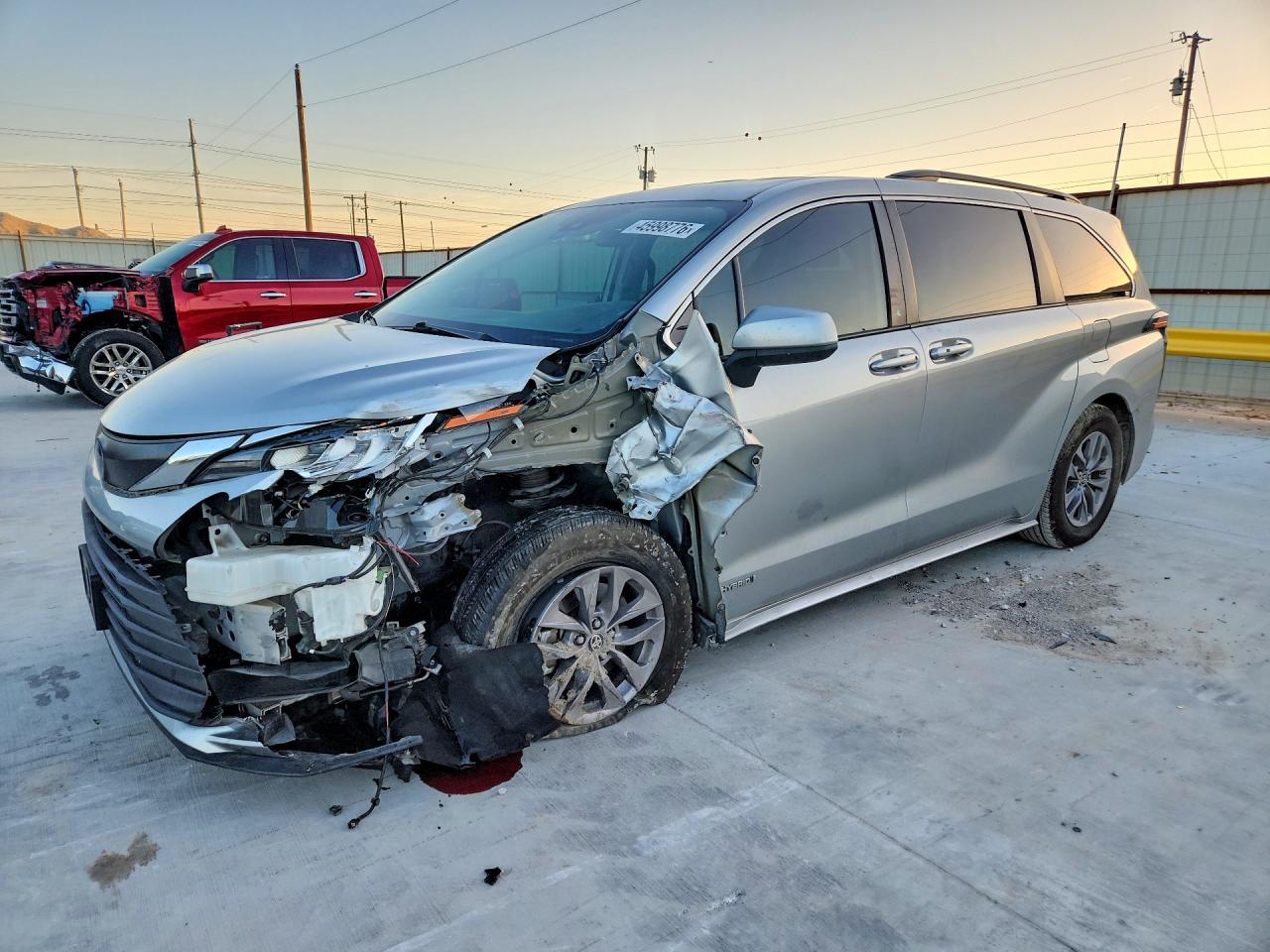 2021 TOYOTA SIENNA